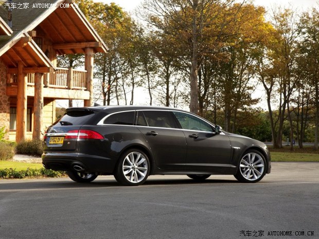 捷豹xfsportbrake,捷豹XF Sportbrake，速度与优雅并重的高性能轿跑车