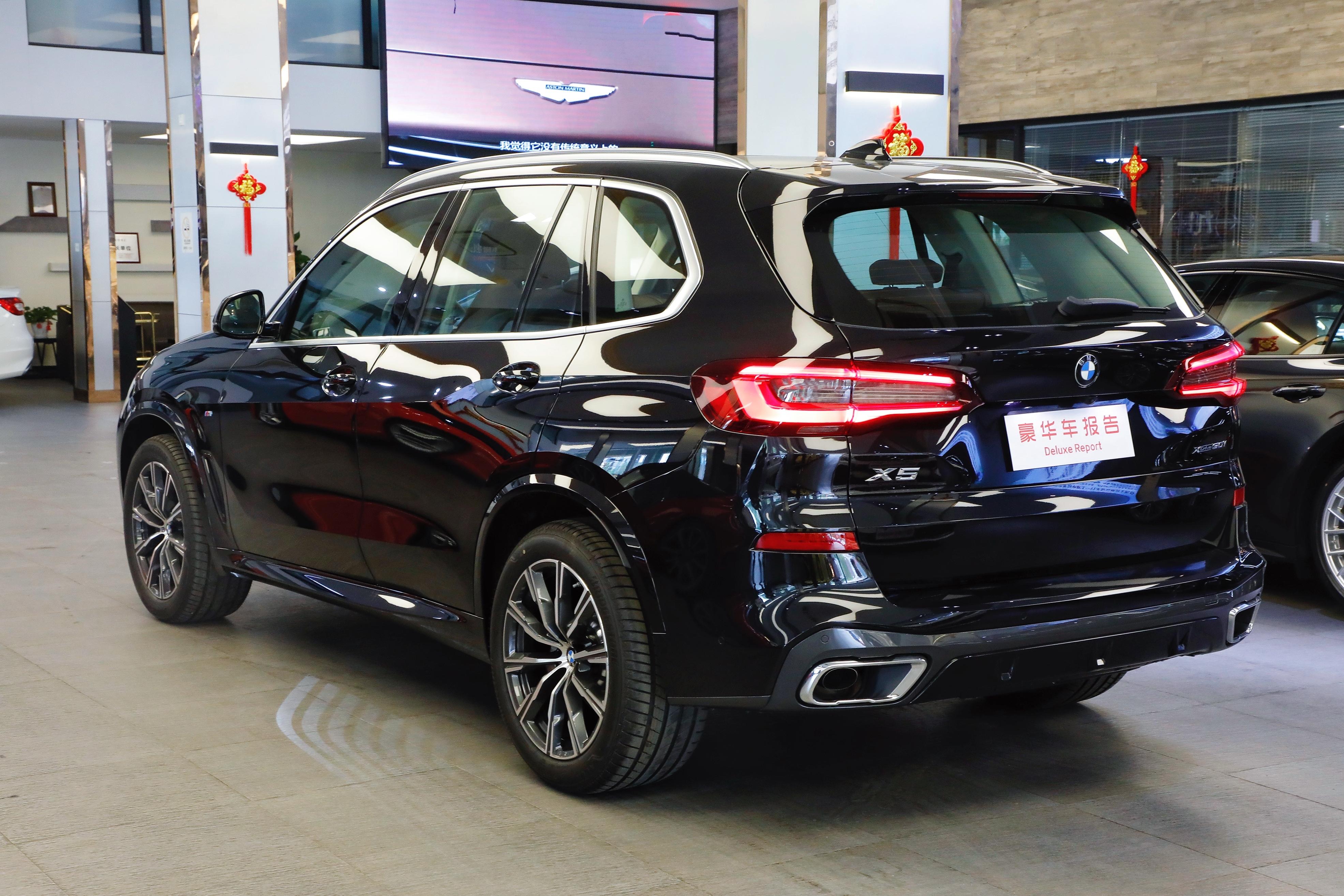 2019宝马x5,宝马X5，豪华SUV的新标杆——2019年车型解析